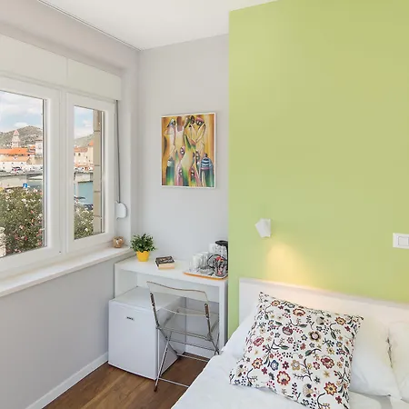 Guest house 4 Elements Old Town Views 4*