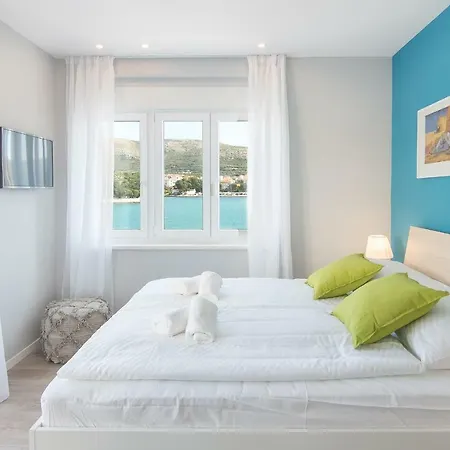 Guest house 4 Elements Old Town Views Trogir