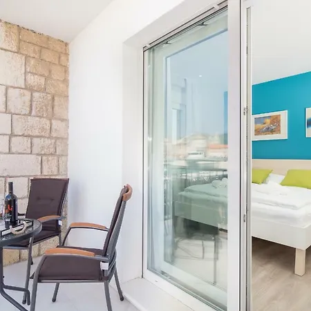 4 Elements Old Town Views Konukevi Trogir