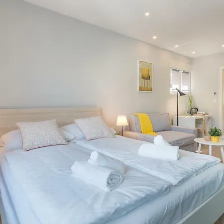 4 Elements Old Town Views Guest house Trogir