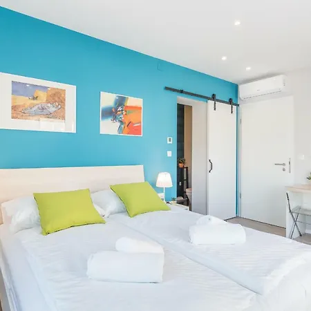 Guest house 4 Elements Old Town Views 4*