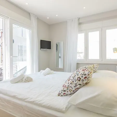 4 Elements Old Town Views 4* 트로기르