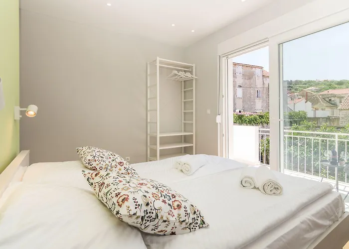 Πανσιόν 4 Elements Old Town Views Τρογκίρ