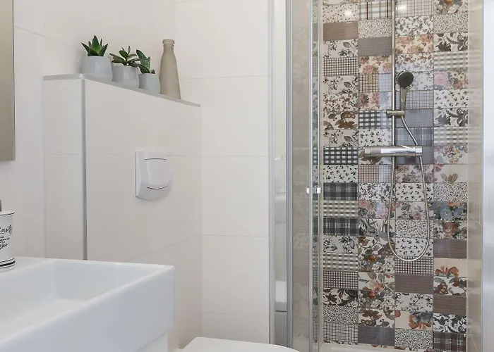 4 Elements Old Town Views Τρογκίρ