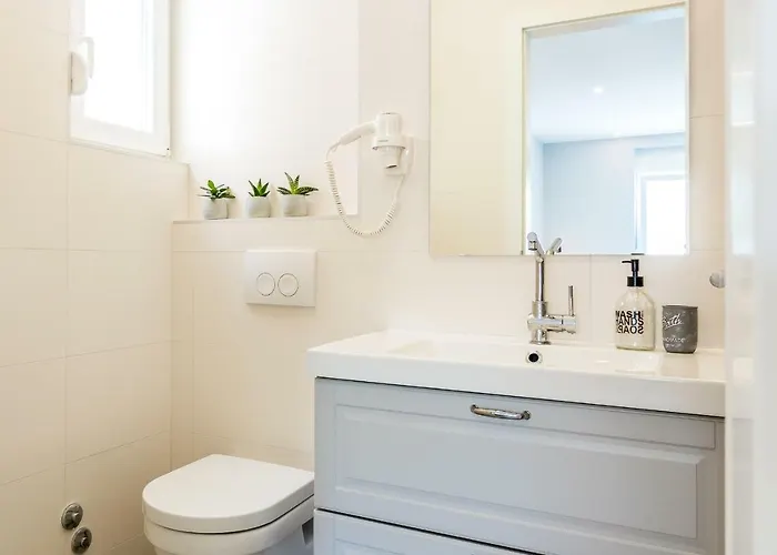 4 Elements Old Town Views