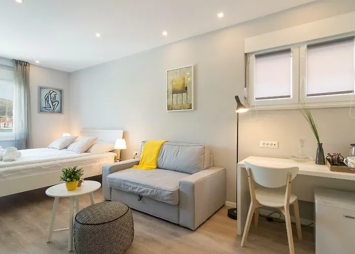 4 Elements Old Town Views Τρογκίρ