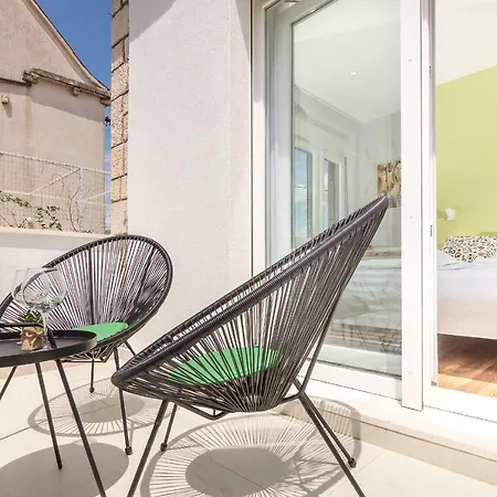 4 Elements Old Town Views 招待所 特罗吉尔