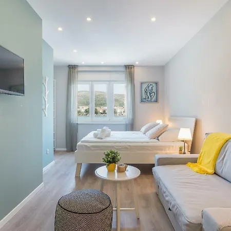 4 Elements Old Town Views 特罗吉尔