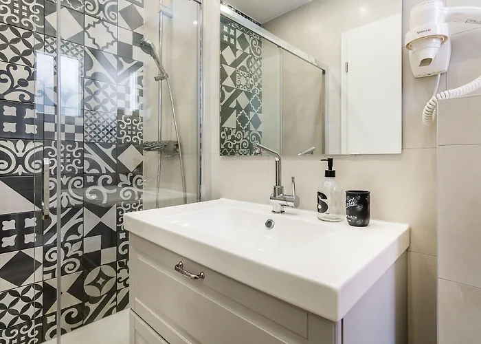 Pensionat 4 Elements Old Town Views