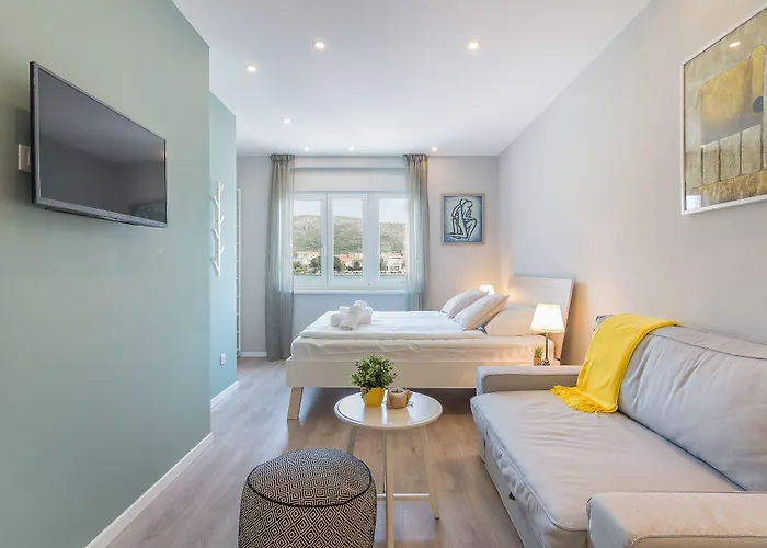 4 Elements Old Town Views Pensionat 4*