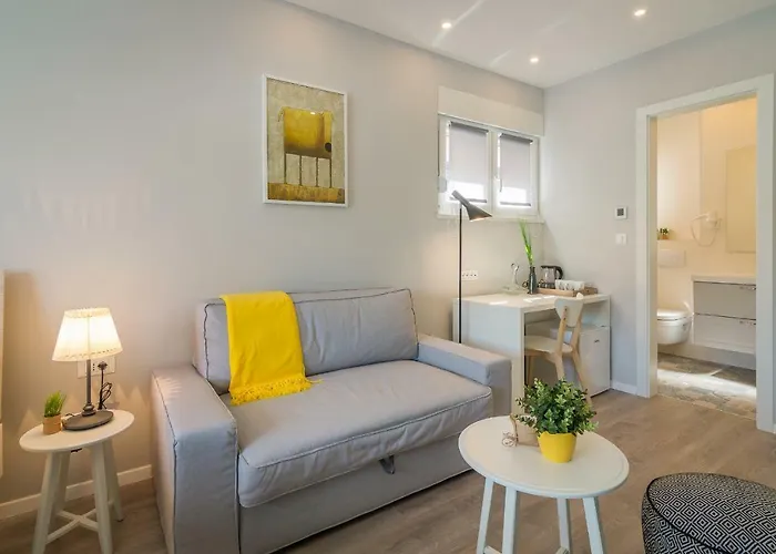 4 Elements Old Town Views Pensionat 4*