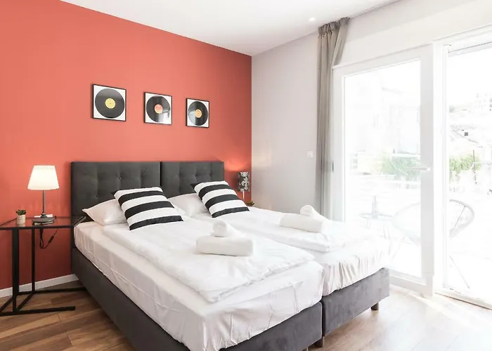 4 Elements Old Town Views Pensionat 4*